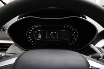 2017款宝骏510 1.5L自动时尚型