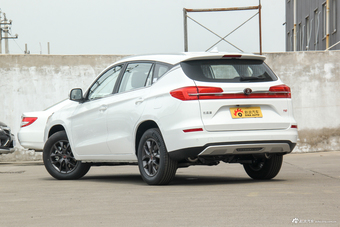 2019款比亚迪宋1.5TI自动智联越动型