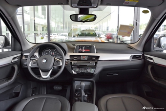 2016款宝马X1 1.5T自动sDrive18Li时尚型