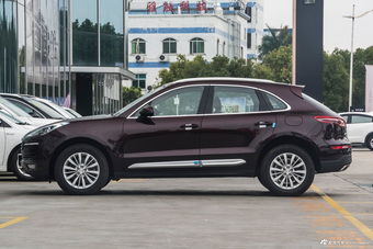 2017款众泰SR9 2.0T自动极致之心版