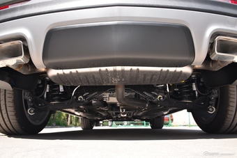 2018款XT4 2.0T自动四驱铂金版28T