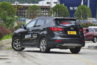 2015款全新胜达2.0T自动两驱智能型 5座