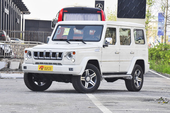 2016年北京BJ80 2.3T自动尊贵版