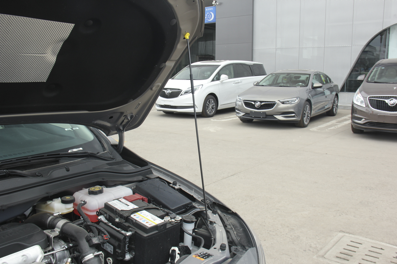 2018款英朗1.0T手动精英型15T