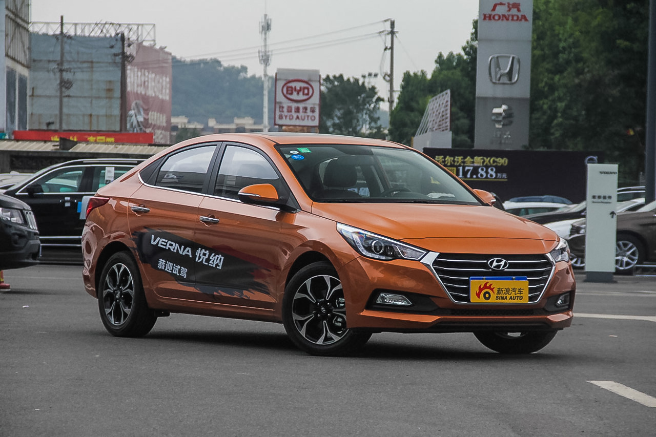 2016款悦纳1.6L自动精英版TOP