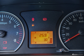 2016款菱智M3L 1.6L手动舒适型7座