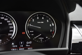 2018款宝马2系225i 2.0T自动尊享型M运动套装