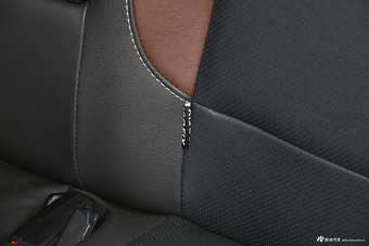 2018款斯威X7 1.5T自动智享型7座