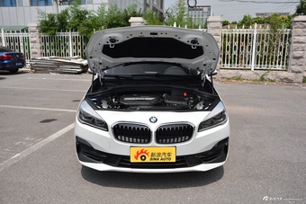 2018款宝马2系225i 2.0T自动尊享型M运动套装