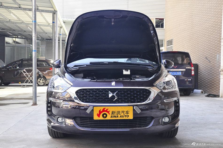 2015款DS 5 1.6T自动豪华版THP160