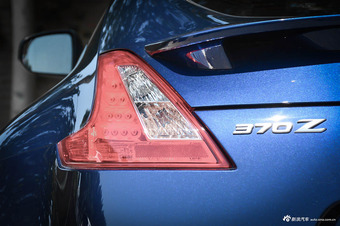 [实拍]极具侵略性 十足的战神之子 日产370Z