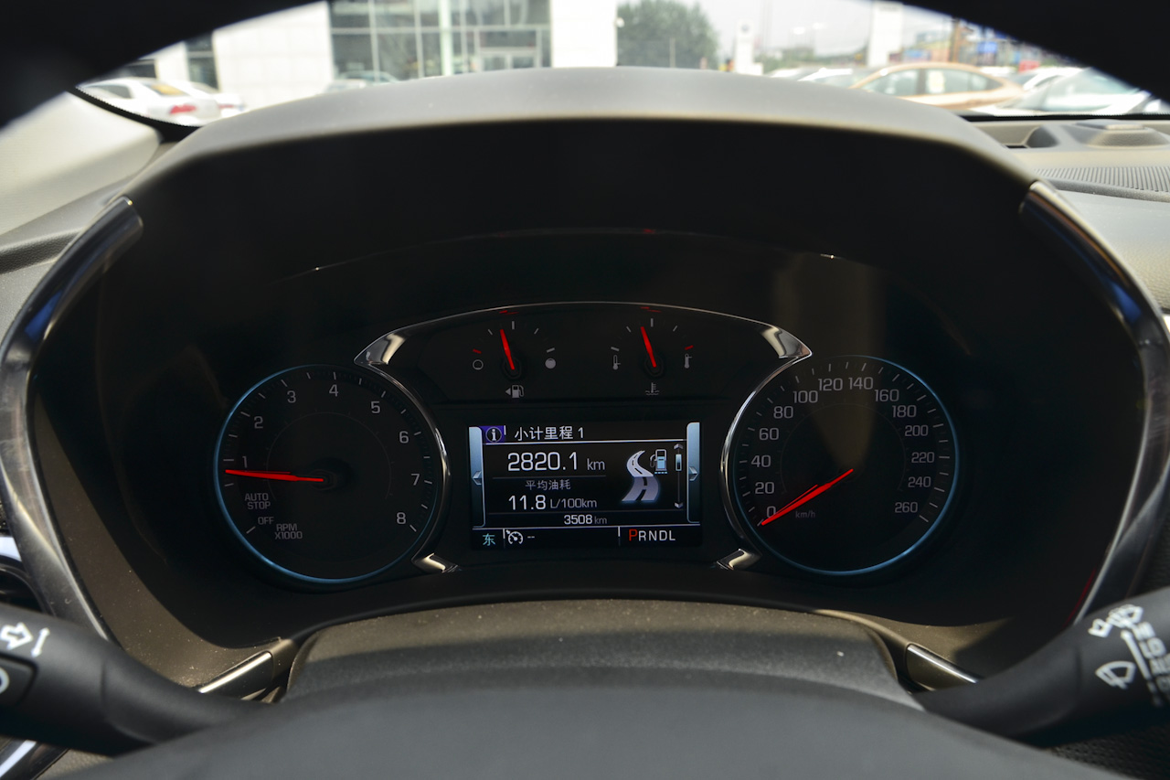  2017款探界者RS 550T 2.0T自动四驱捍界版