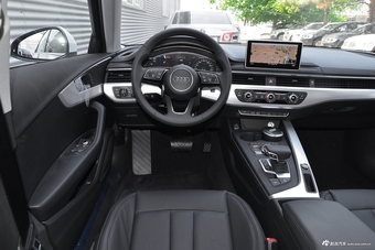 2017款奥迪A4L Plus 2.0T自动40TFSI时尚型