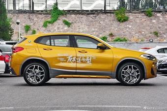 2018款宝马X2 2.0T sDrive 25i 豪华型M越野套装