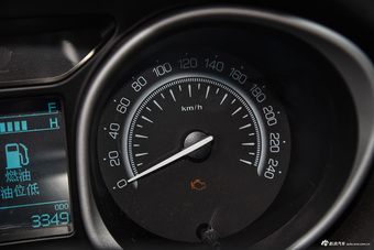 2016款传祺GS5 Super 1.8T自动两驱周年纪念版