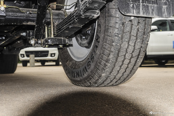 2015款 萨普 2.8T两驱舒适版5235长