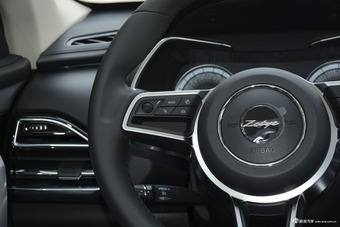 2018款众泰T500 1.5T手动尊享型