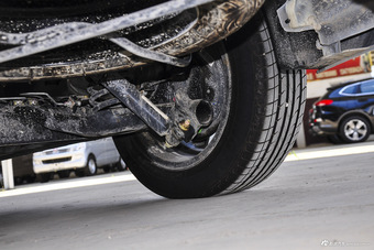 2016款风行S500 1.6L手动尊享型 珍珠白