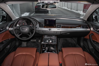 2016款奥迪A8L 3.0T自动45TFSI quattro舒适型图片