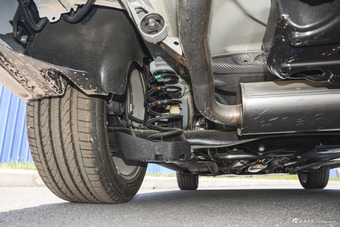 2015款东风标致408 1.2T自动豪华版