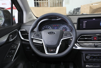 2018款瑞风R3 1.6L手动豪华智能型