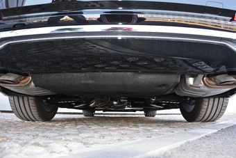 2018款奥迪A8L 3.0T自动55 TFSI quattro尊贵型