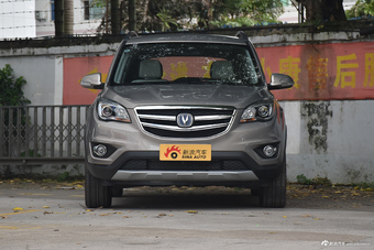 2017款CS35 1.6L手动豪华型