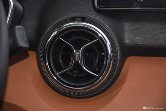 2016款北汽绅宝X35 1.5L自动豪华版