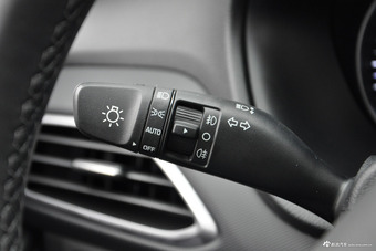 	2017款悦动1.6L自动悦心版DLX