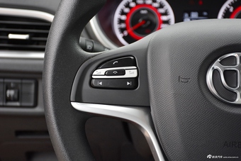 2017款中华H3 1.5L自动精英型