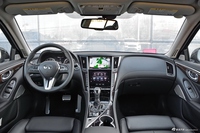 2018款英菲尼迪Q50L 2.0T自动豪华运动版