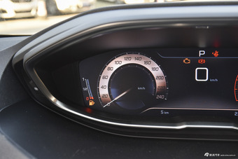 2017款标致5008 1.8T自动380THP无界版7座