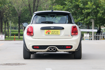2018款MINI 2.0T COOPER S经典派