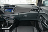 2017款福睿斯幸福版1.5L自动时尚型