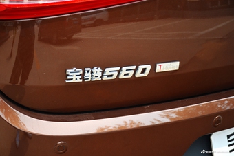 2017款宝骏560律动版1.5T手动乐享型