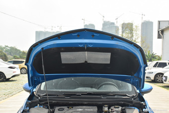 2018款科鲁兹1.5L自动炫锋都市版320