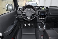 2016款北京BJ40 2.0T手动两驱尊贵版