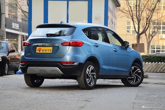 2017款东风风神AX5 1.4T自动趣享型