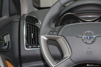 2017款海马S5强动力版1.5T自动豪华型