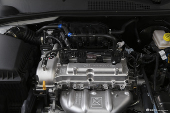 2016款宝骏310 1.2L手动豪华型