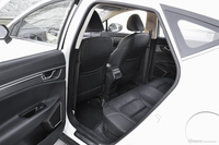 2016款帝豪GS 1.8L手动领尚型运动版