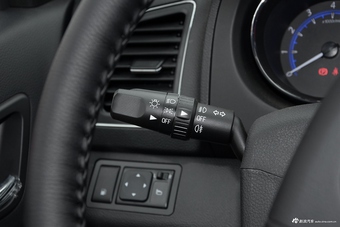 2016款东风风行F600  1.5T手动豪华型