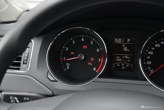 2018款速腾1.6L自动时尚型