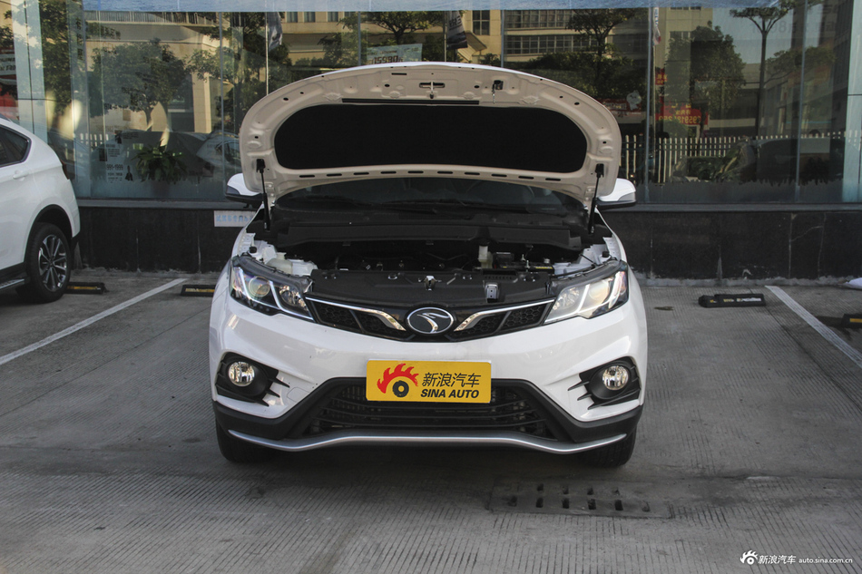 2018款东南DX3 1.5T自动尊贵型 