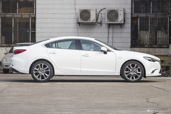 2017款阿特兹2.5L自动蓝天尊崇版