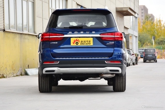2018款荣威RX8 2.0T自动智联网四驱旗舰版