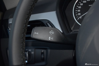 2016款宝马X1 1.5T自动sDrive18Li尊享型