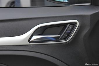 2017款名爵ZS 1.5L手动豪华版