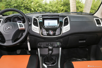 2015款黄海N2 2.8T手动两驱柴油运动版