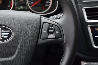 2019款奔腾X40 1.6L自动互联智享型